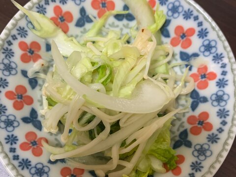 めちゃうま！野菜モリモリタイ風サラダ